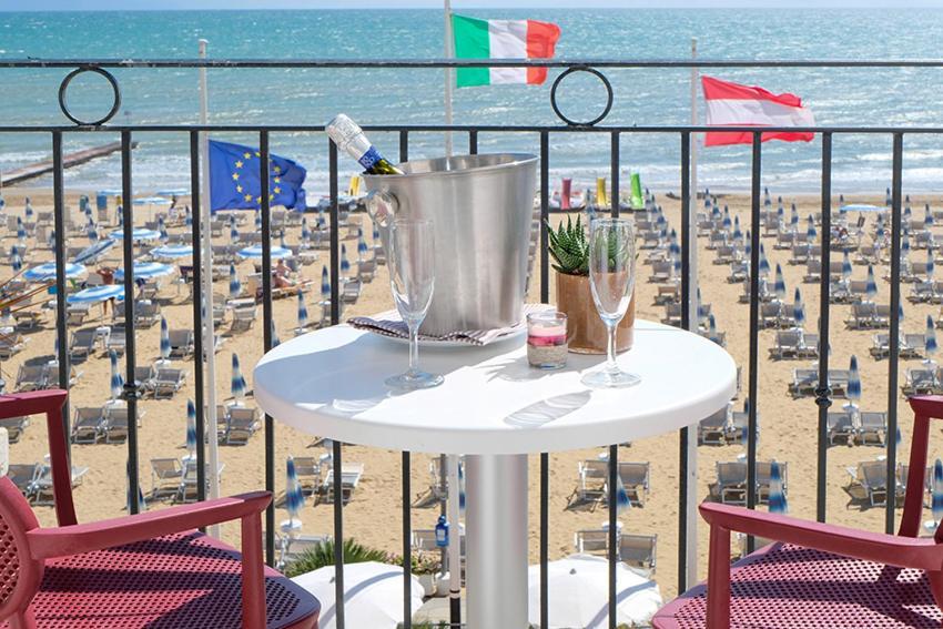 Hotel Manila Lido di Jesolo Dış mekan fotoğraf