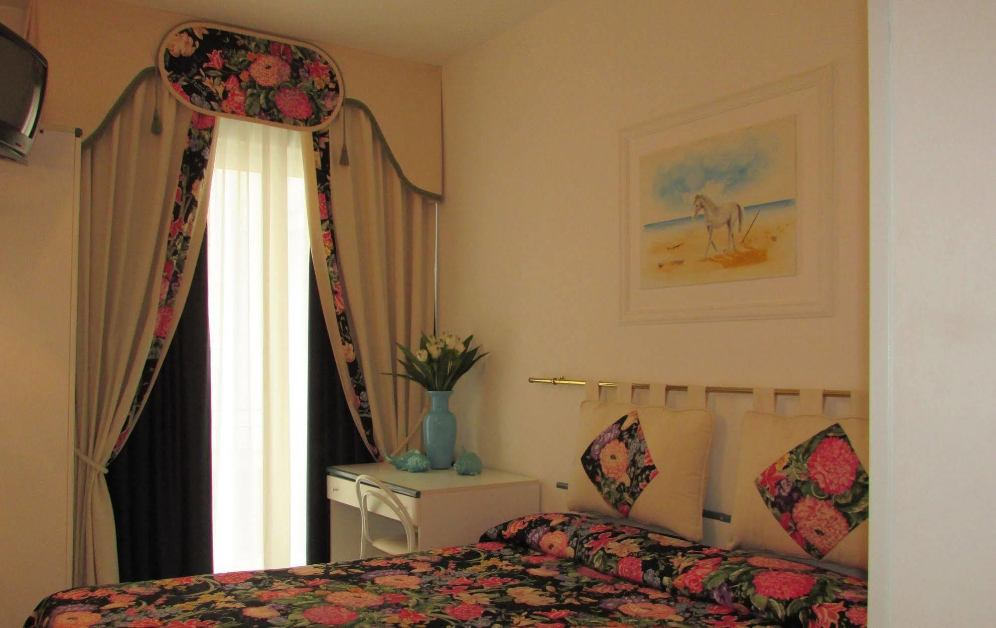 Hotel Manila Lido di Jesolo Dış mekan fotoğraf